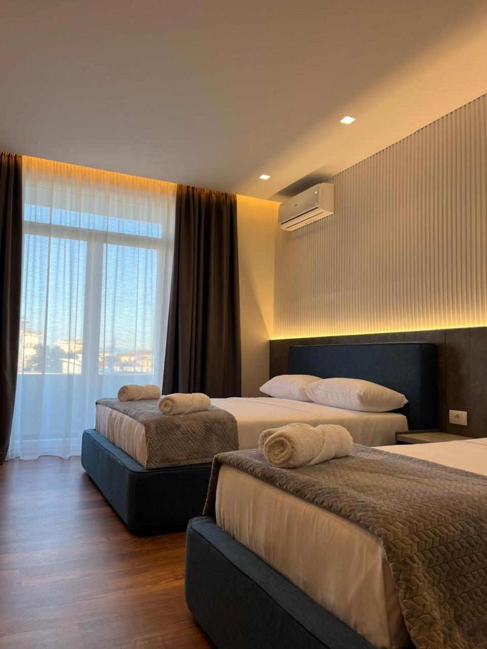North Alb Hotel Shkodër Екстериор снимка